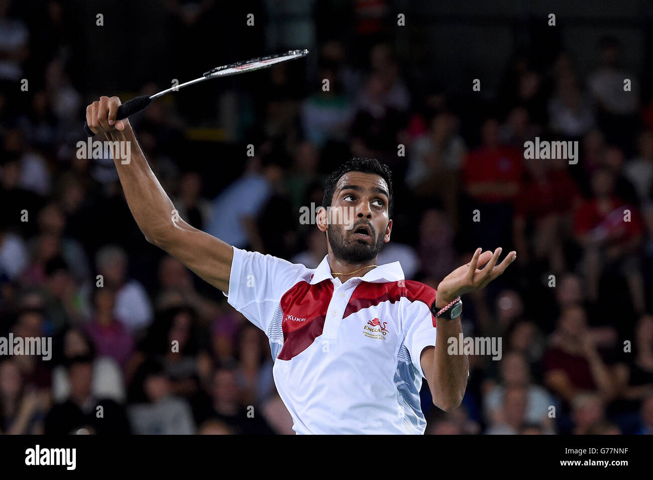 Le Rajiv Ouseph d'Angleterre lors de son match de demi-finale contre le Kashyap Parupalli de l'Inde à l'Emirates Arena, pendant les Jeux du Commonwealth de 2014 à Glasgow. Banque D'Images