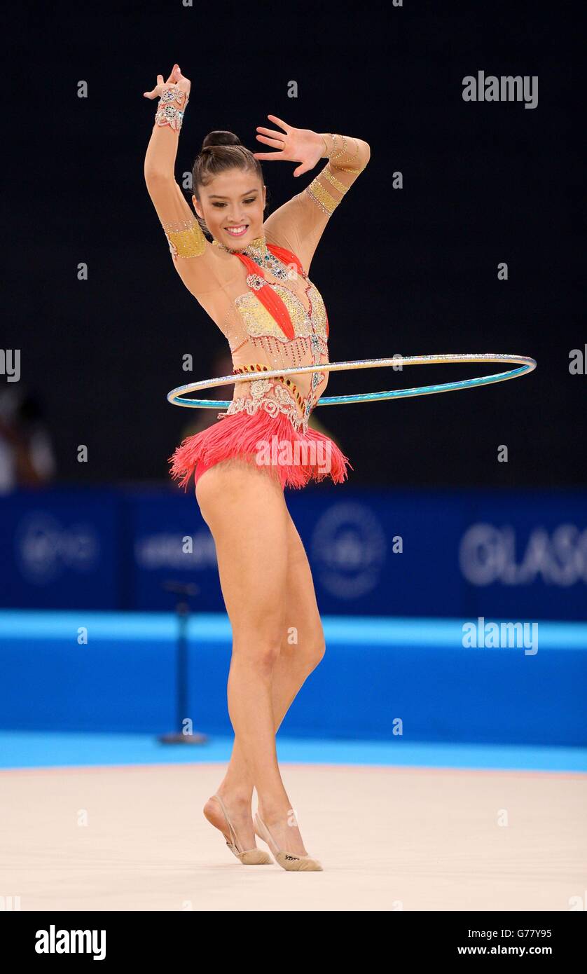 Lynne Hutchison, en Angleterre, participe à la finale All Round individuelle de gymnastique rythmique à SSE Hydro lors des Jeux du Commonwealth de 2014 à Glasgow. Banque D'Images