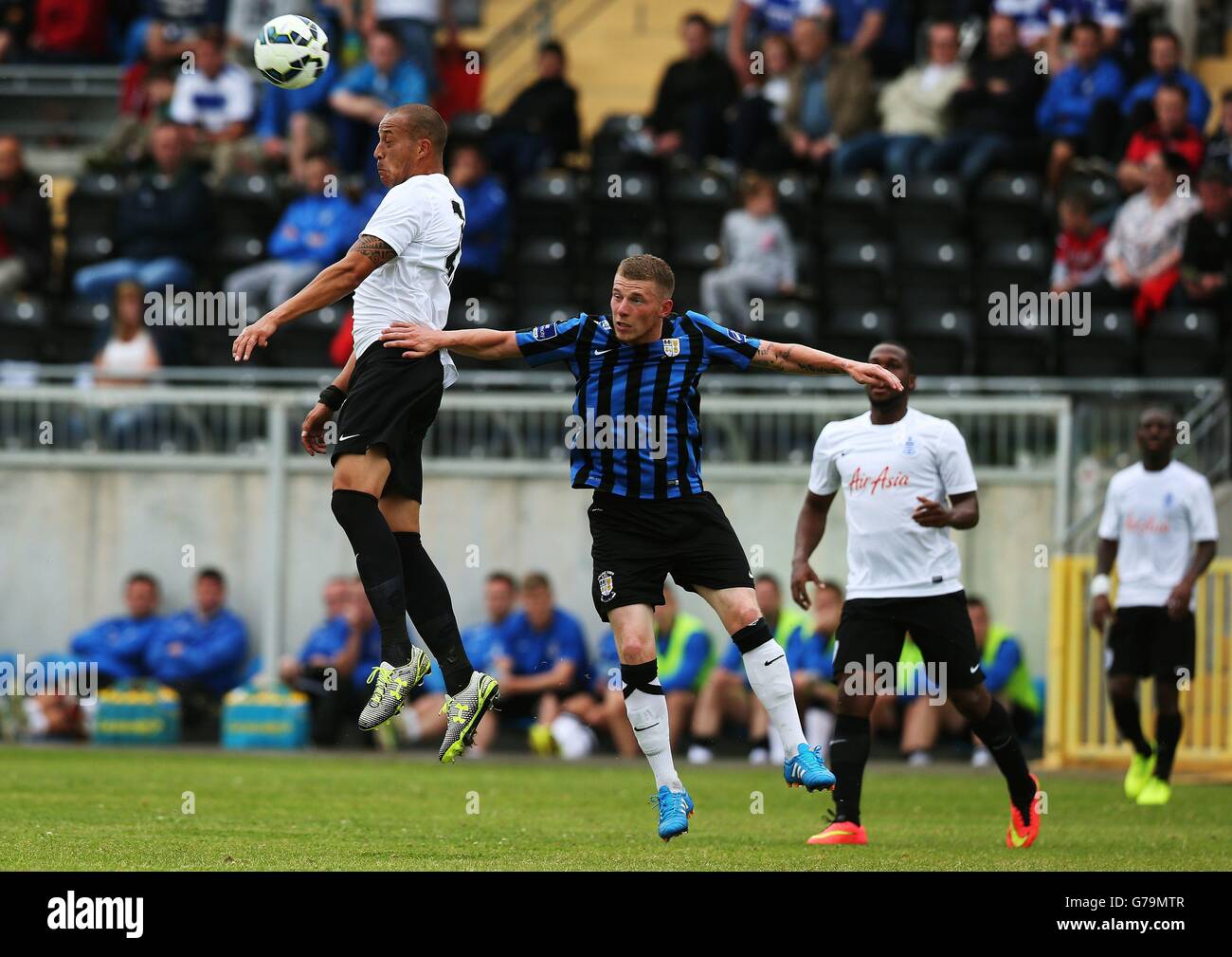 Football - Friendly pré-saison - Athlone Town v Queens Park Rangers - Athlone Stadium Banque D'Images