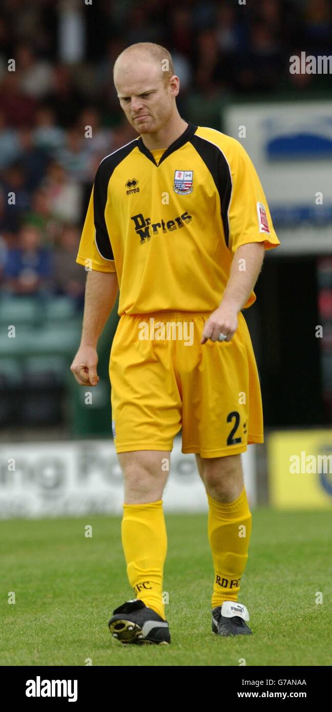 Sean Connelly de Rushden et Diamonds en action contre Yeovil lors de leur match de la Ligue Coca-Cola 2 à Huish Park, Yeovil. PAS D'UTILISATION DU SITE WEB DU CLUB OFFICIEUX. Banque D'Images