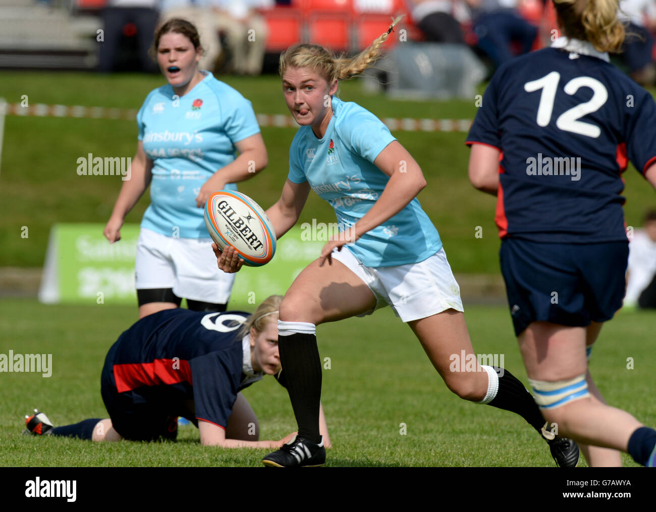 Le Hetty Swan d'Angleterre Midlands est en compétition dans les sept de rugby lors des Jeux scolaires de Sainsbury en 2014 à l'Armitage de Manchester. APPUYEZ SUR ASSOCIATION photo. Date de la photo : vendredi 5 septembre 2014. Le crédit photo devrait se lire comme suit : Tony Marshall/PA Wire. Banque D'Images