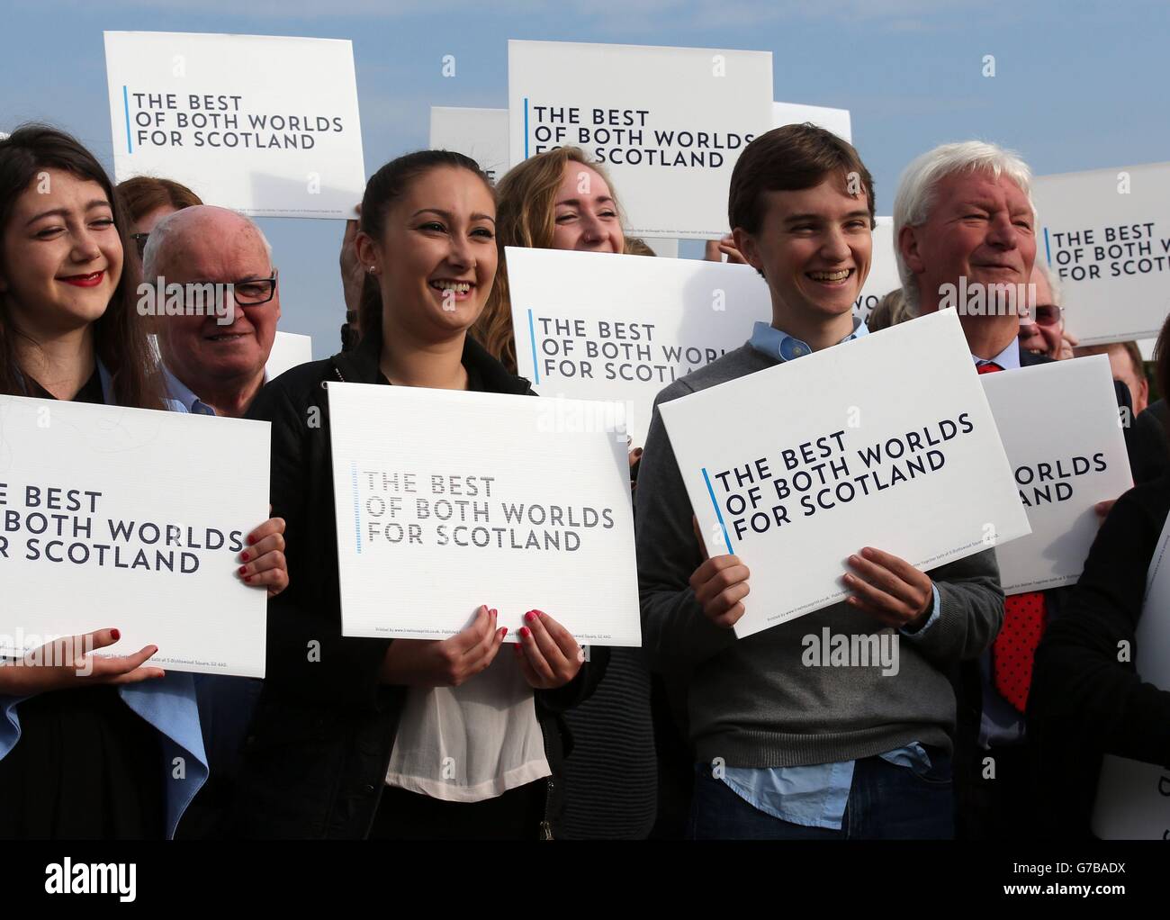 Aucun soutien n'attend l'arrivée de Ruth Davidson, Johann Lamont et Willie Rennie à la Terre dynamique à Édimbourg, Alors que les dirigeants des trois partis écossais soutenant la place de l'Écosse au Royaume-Uni ont donné des détails supplémentaires sur la mise en œuvre de davantage de pouvoirs pour le Parlement écossais après un vote non. Banque D'Images