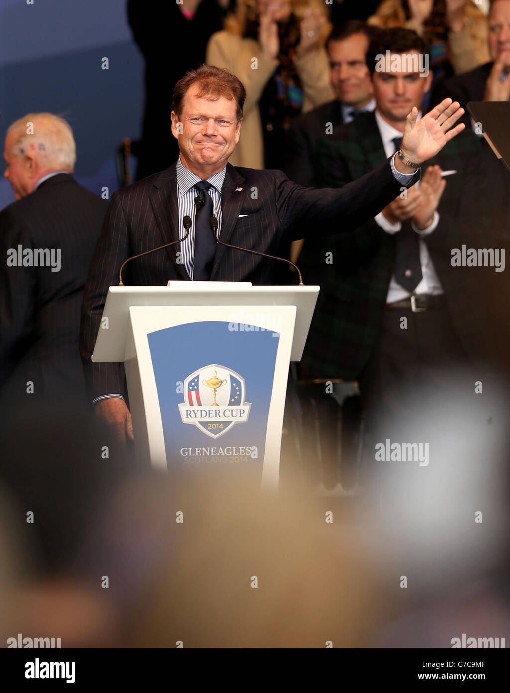 Tom Watson, capitaine de l'équipe américaine, lors de la cérémonie d'ouverture de la 40e Ryder Cup au Gleneagles Golf course, dans le Perthshire. Banque D'Images