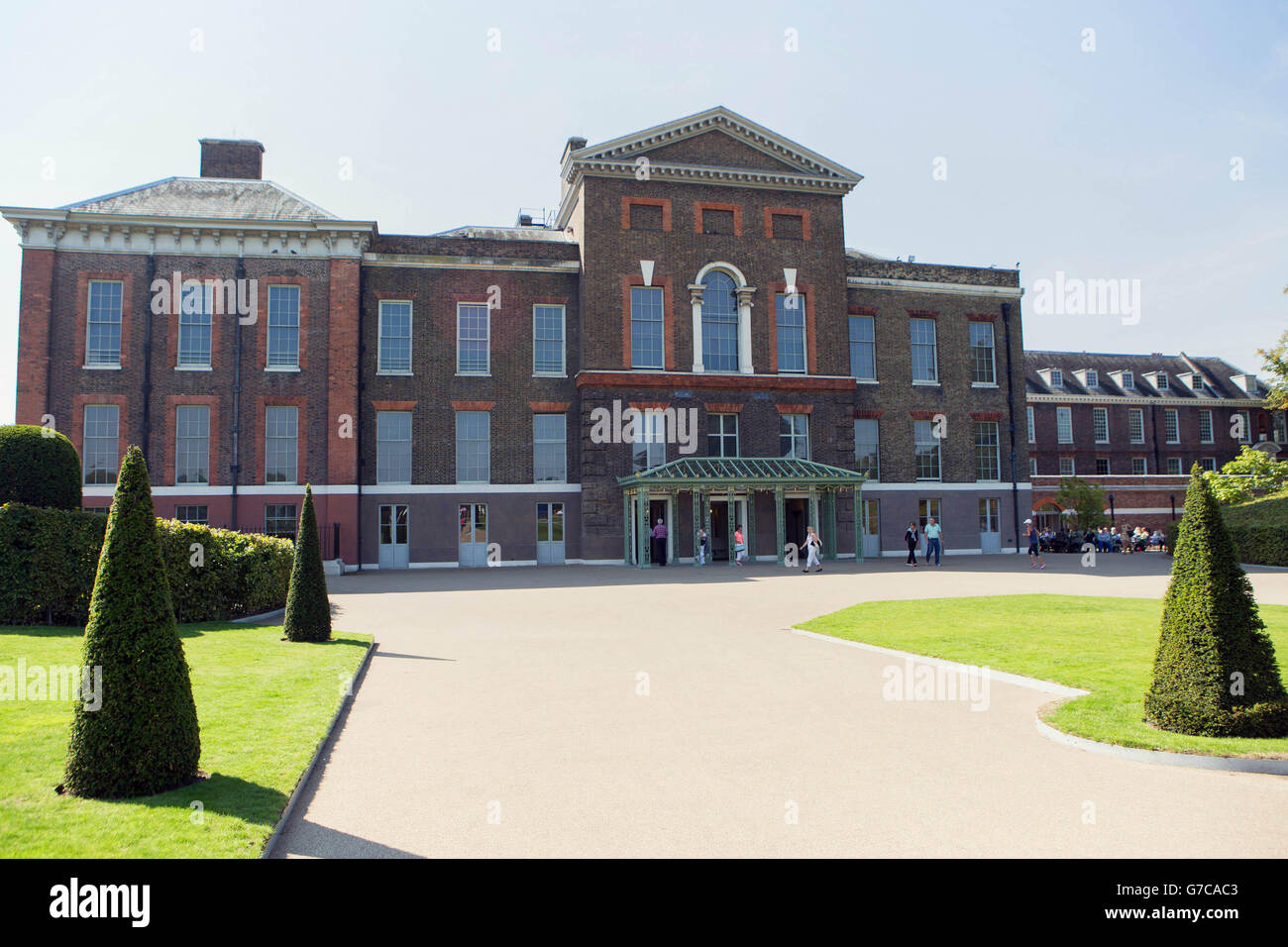 Une vue générale de Kensington Palace, Londres, la résidence officielle du duc et de la duchesse de Cambridge après l'annonce que la duchesse attend leur deuxième enfant. Banque D'Images