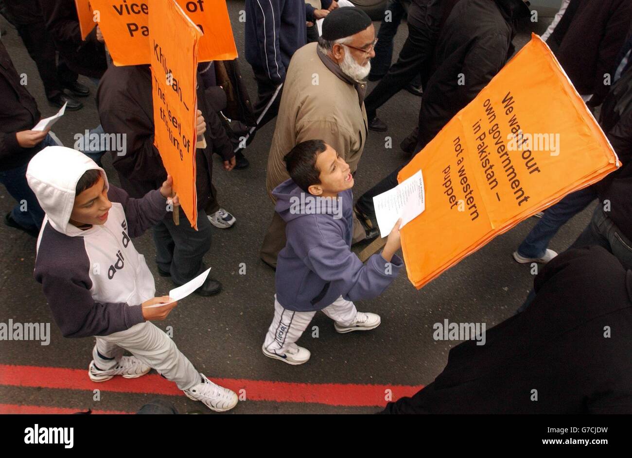 Protestant contre le président Musharraf Banque D'Images