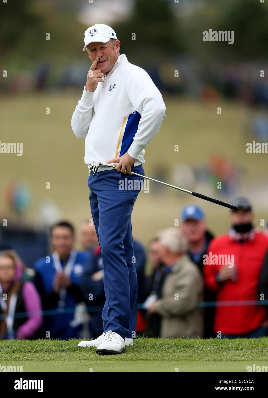 Jamie Donaldson, d'Europe, réagit le huitième jour de la 40e Ryder Cup au Gleneagles Golf course, dans le Perthshire. Banque D'Images