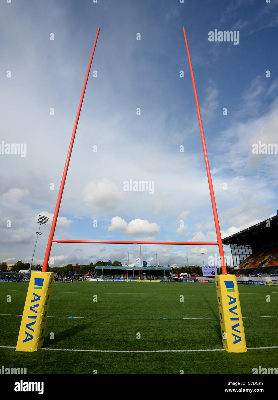 Rugby Union - Aviva Premiership - Saracens / Gloucester Rugby - Allianz Park. Vue générale des postes de rugby à Allianz Park Banque D'Images