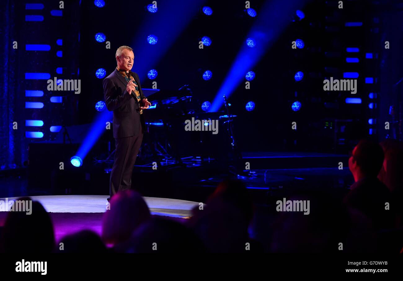 Le présentateur Graham Norton, qui apparaît sur le spectacle Graham Norton, filmé aux London Studios, à Londres, sera diffusé sur BBC One vendredi soir. Banque D'Images