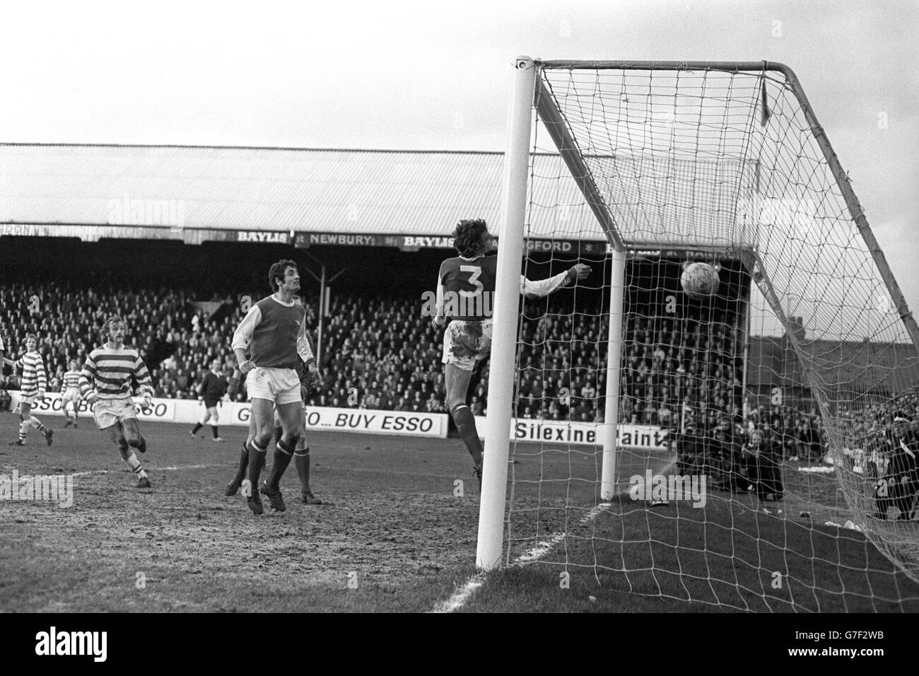 Football - FA Cup - quatrième tour - Reading v Arsenal - Elm Park.Score de lecture contre Arsenal dans leur défaite de 2-1 dans laquelle Reading a marqué les 3 buts du jeu. Banque D'Images