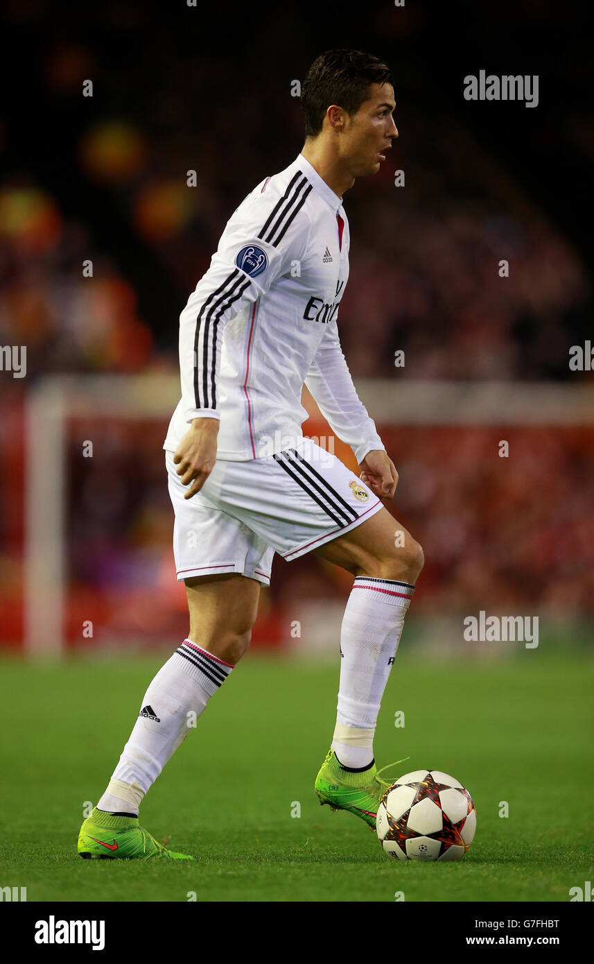 Cristiano Ronaldo du Real Madrid lors du match de la Ligue des champions de l'UEFA à Anfield, Liverpool. Banque D'Images