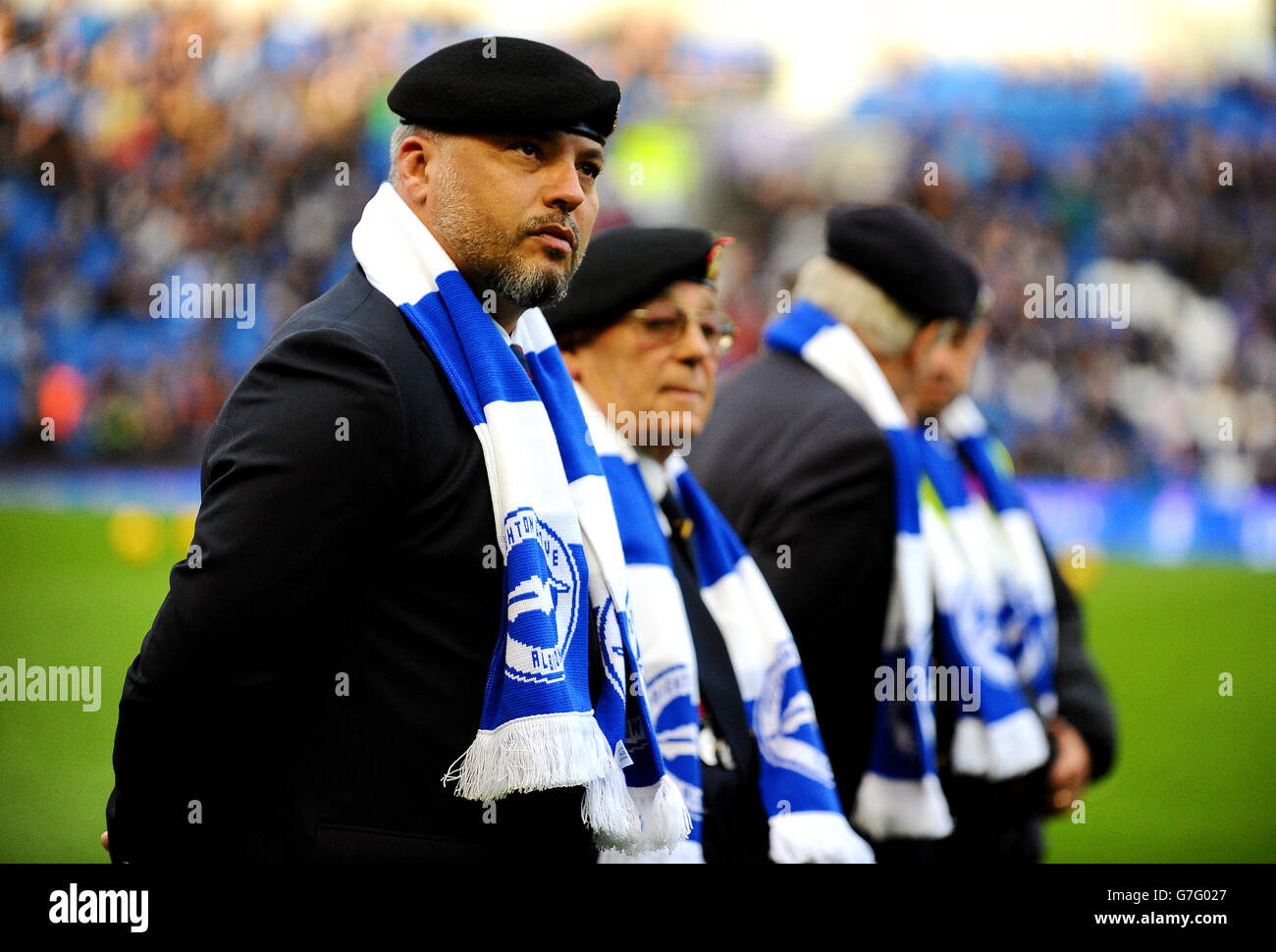 Football - Championnat Sky Bet - Brighton et Hove Albion v Blackburn Rovers - Stade AMEX.Des militaires sur le terrain au stade AMEX avant le match Banque D'Images