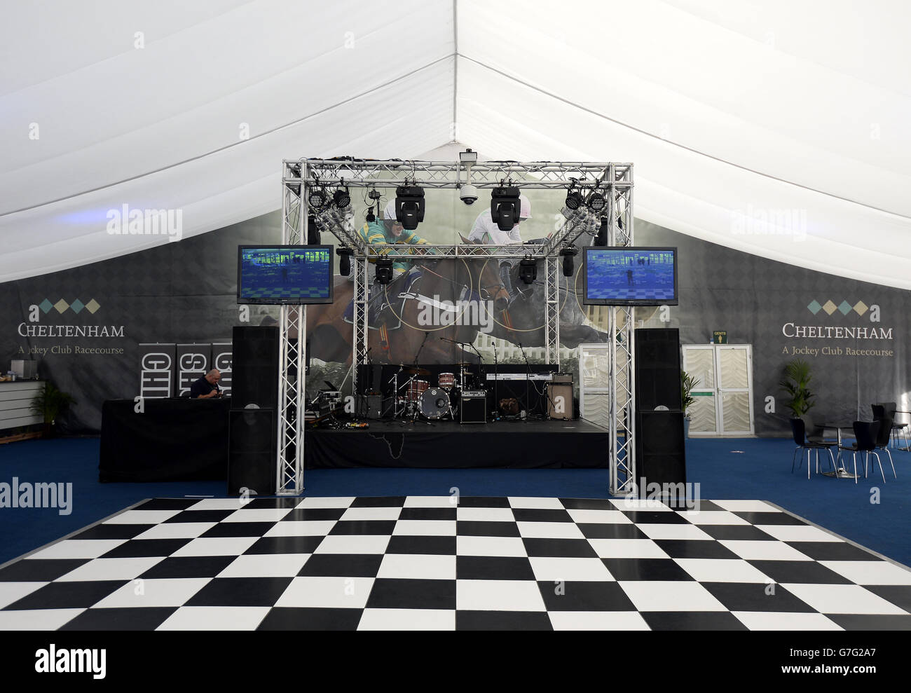 Les courses de chevaux - l'ouvrir - Jour trois - l'Hippodrome de Cheltenham Banque D'Images