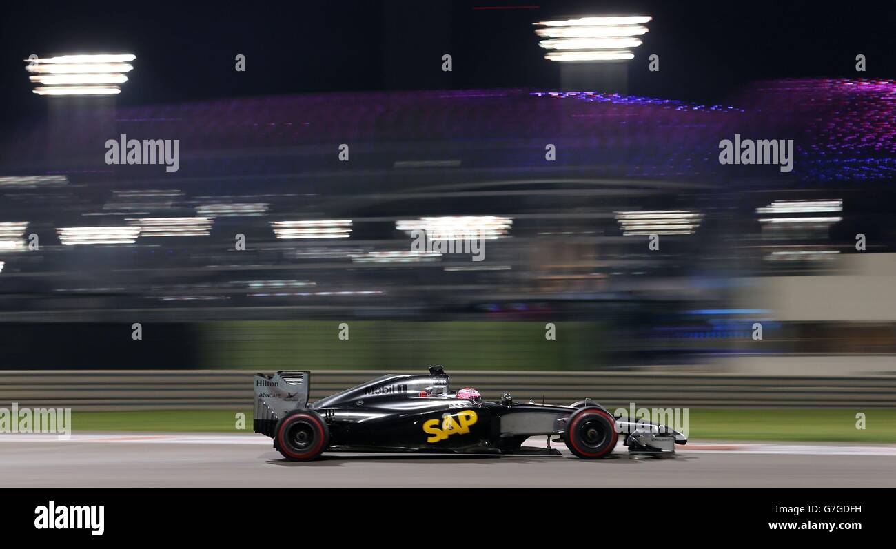 McLaren Mercedes Jenson Button lors de la deuxième épreuve du Grand Prix d'Abu Dhabi au circuit Yas Marina à Abu Dhabi. Banque D'Images