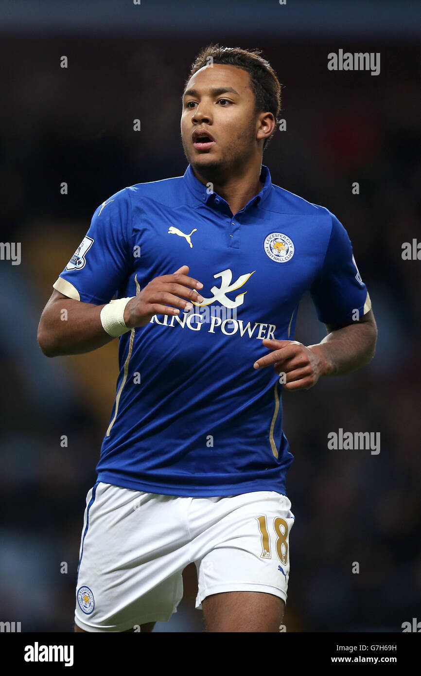 Football - Barclays Premier League - Aston Villa / Leicester City - Villa Park. Liam Moore, Leicester City. Banque D'Images