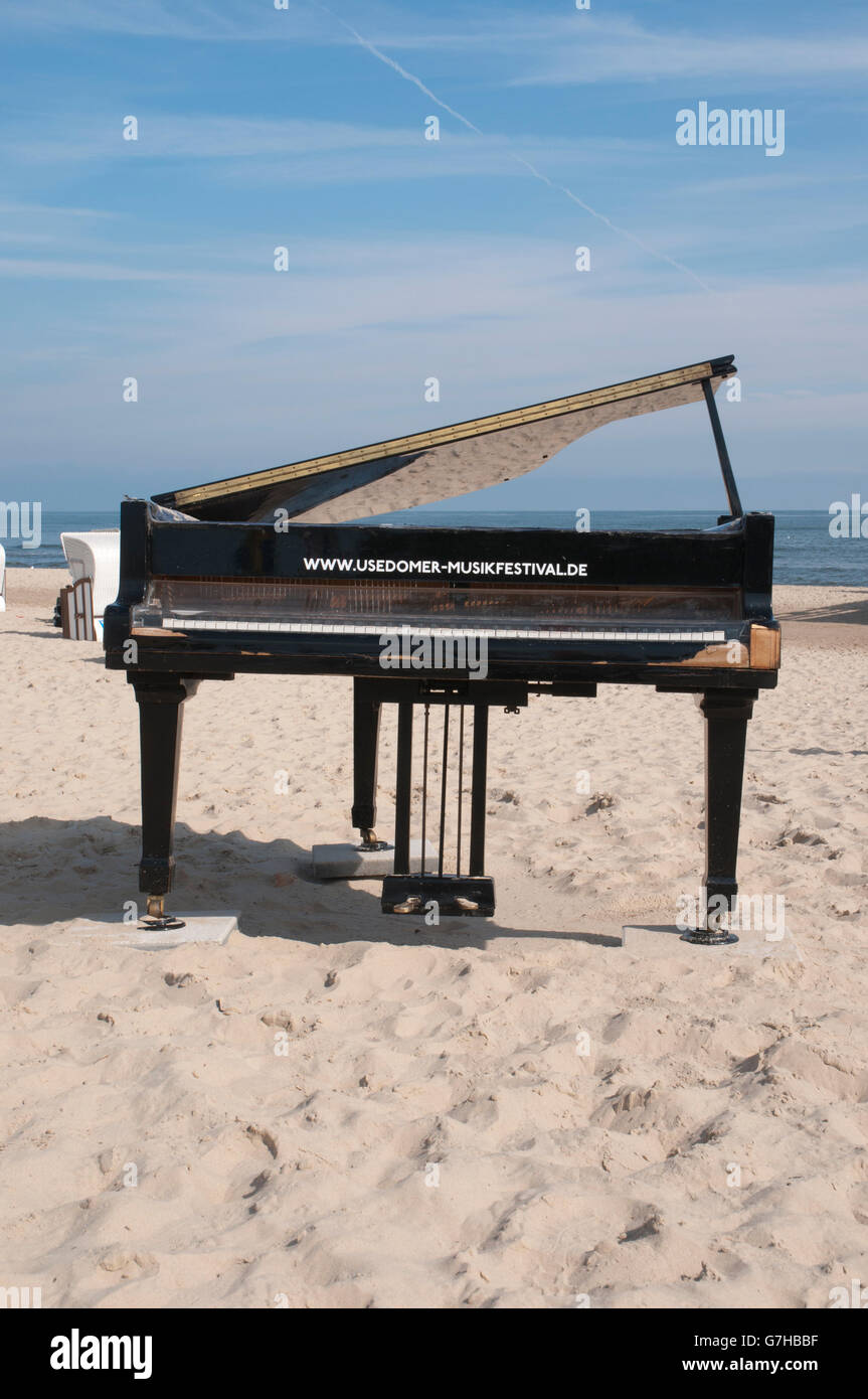 Piano sur la plage de sable, Usedom, Festival de musique, d'Ahlbeck Usedom  Island, de la mer Baltique Mecklembourg-Poméranie-Occidentale Photo Stock -  Alamy