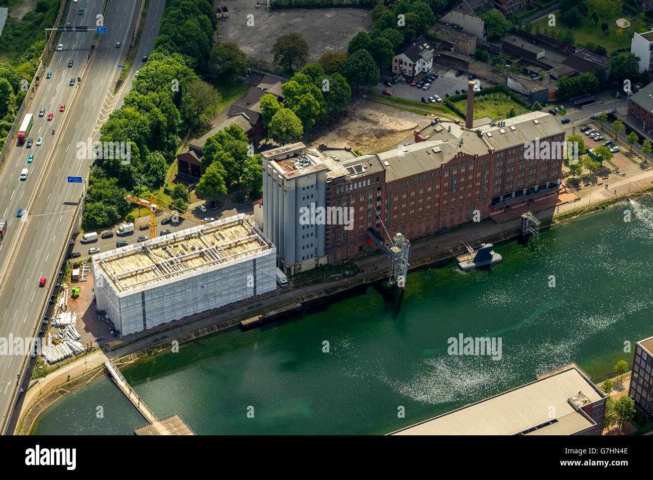 Vue aérienne, Küppersbusch museum, bâtiment catastrophe de la Küppersmühle, démantèlement, Duisburg, Ruhr, Rhénanie du Nord-Westphalie Banque D'Images