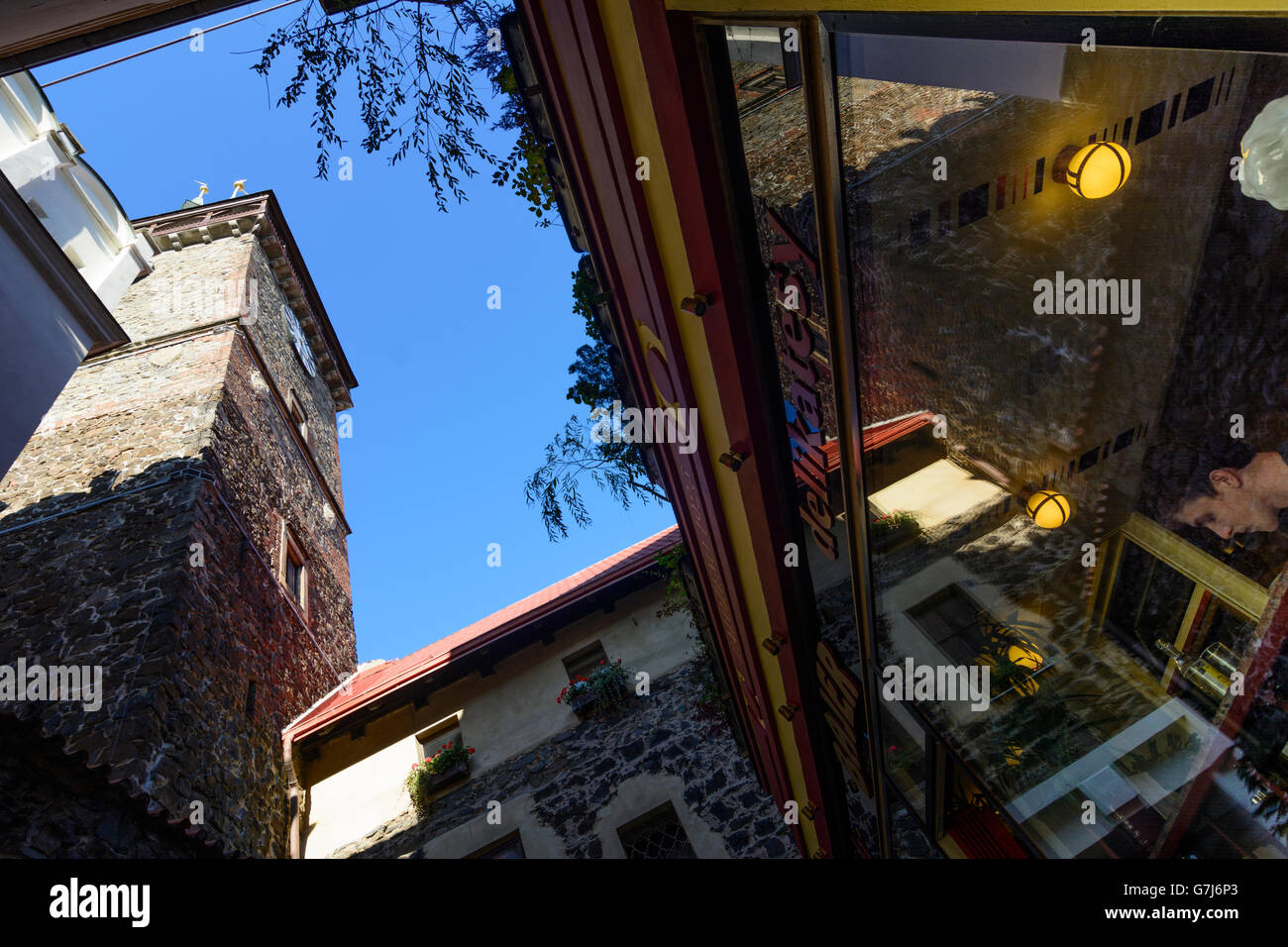 Porte Verte et Restaurant, Pardubice (Pardubitz) , République Tchèque, Pardubicky Pardubitzer, région, Région de Pardubice, Banque D'Images