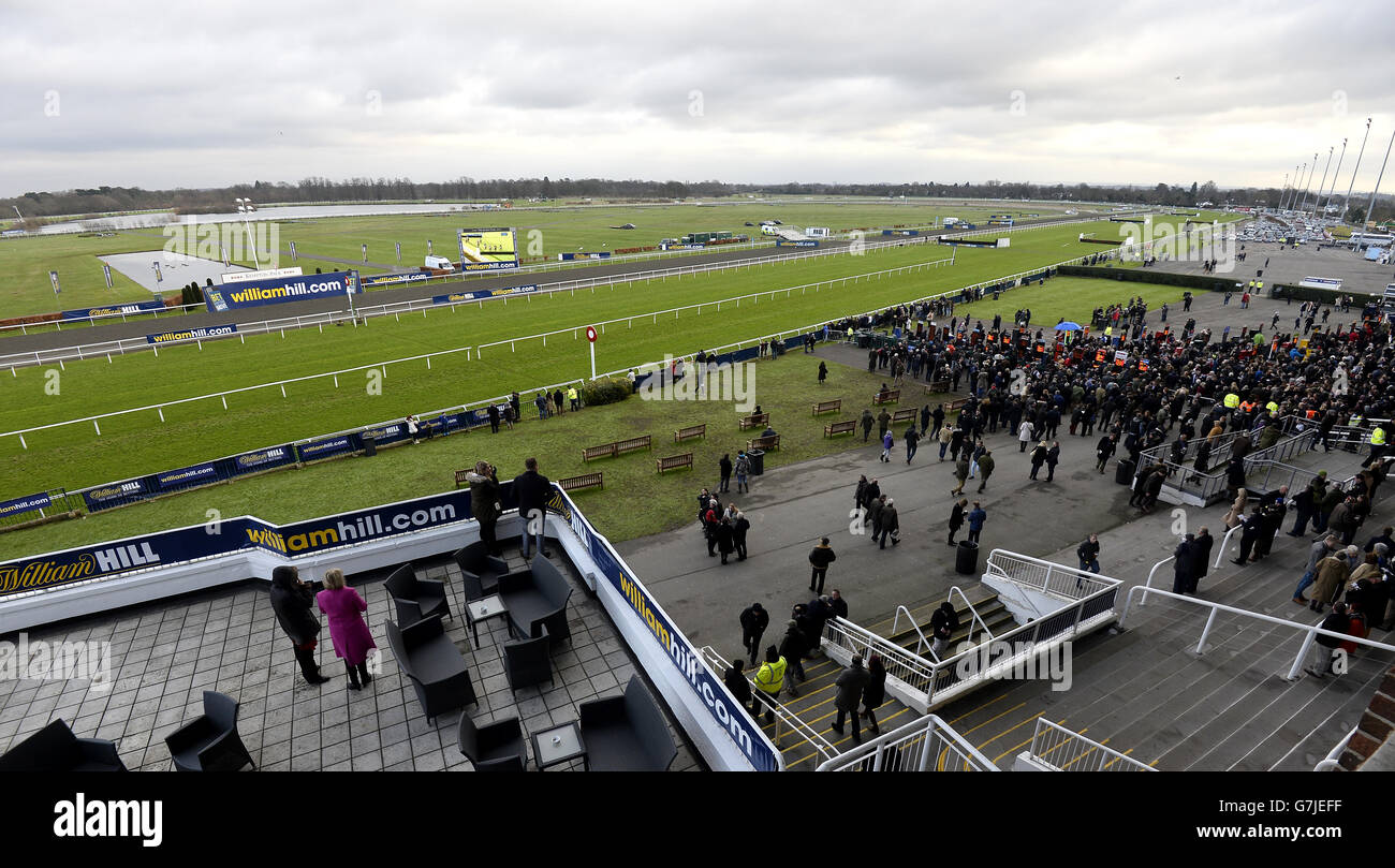 Courses hippiques - 2014 William Hill Winter Festival - deuxième jour - Kempton Park. Vue générale sur l'hippodrome de Kempton Park Banque D'Images