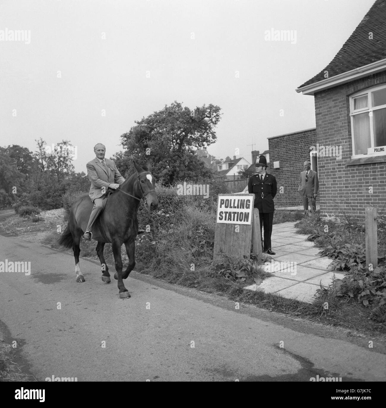 Politique - Élection générale 1970 - Le Contre-amiral Morgan Giles - Vieux Alresford, Winchester Banque D'Images