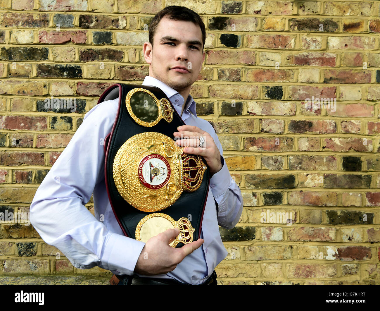 Boxe - Chris Eubank Jnr et Dmitry Chudinov Conférence de presse - Restaurant Fredericks.Dmitry Chudinov avec sa ceinture de Middlewhuit WBA avant la conférence de presse au restaurant Fredericks, Londres. Banque D'Images