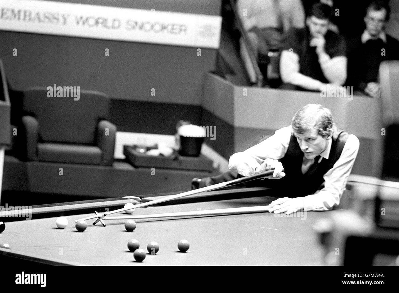 Steve Davis en action lors de la finale du Championnat du monde de Snooker. Banque D'Images