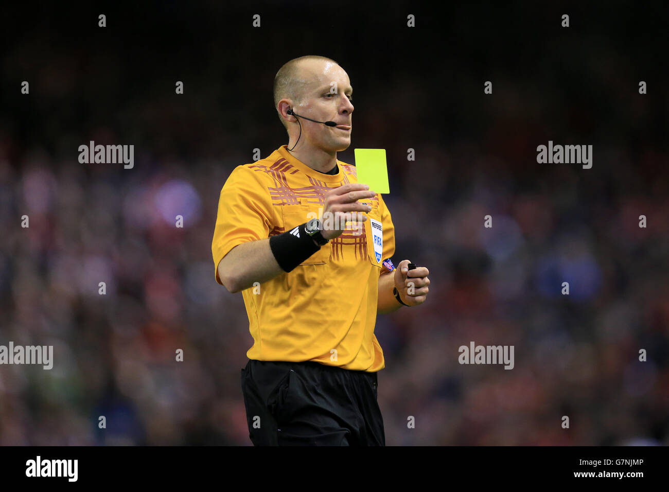 Football - UEFA Europa League - Round de 32 - First Leg - Liverpool v Besiktas - Anfield.Arbitre Szymon Marciniak Banque D'Images