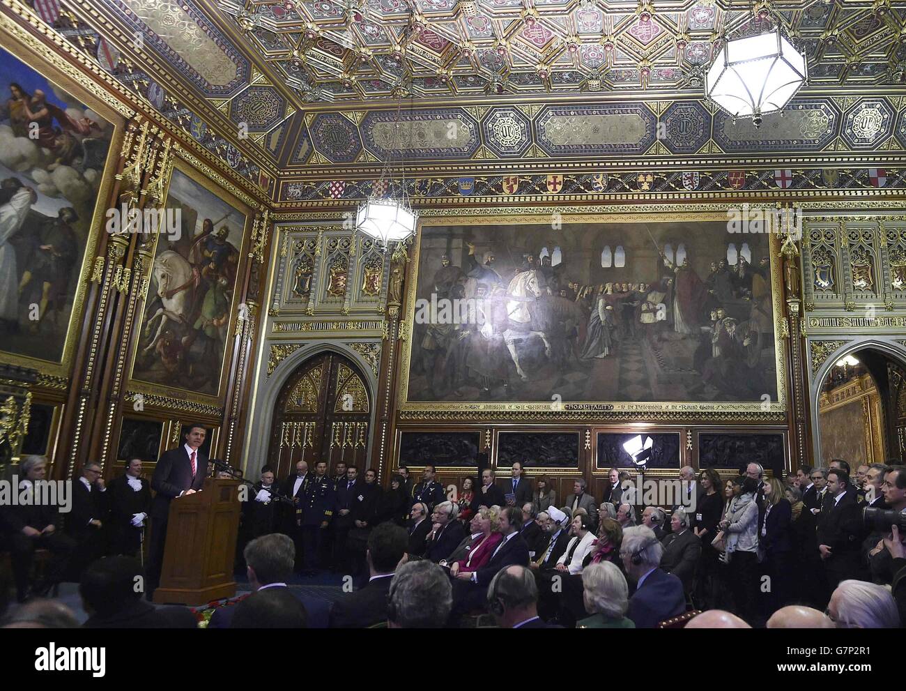 Le président mexicain Enrique Pena Nieto prononce une allocution devant les membres du Groupe parlementaire britannique à tous les partis au Parlement de Londres. Le Président et sa femme sont les invités de la reine Elizabeth II lors de leur visite d'État de trois jours en Grande-Bretagne. Banque D'Images