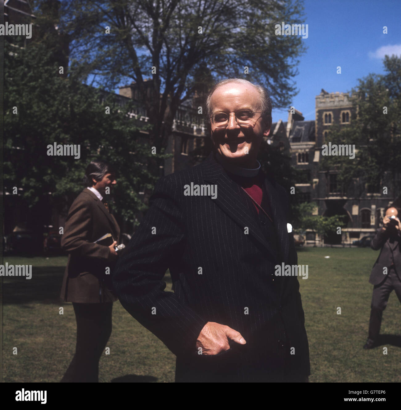 Dr Donald Coggan, 64 ans, archevêque de York, à l'abbaye de Westminster, lorsqu'il a été nommé le prochain archevêque de Canterbury, pour succéder au Dr Michael Ramsey. Banque D'Images