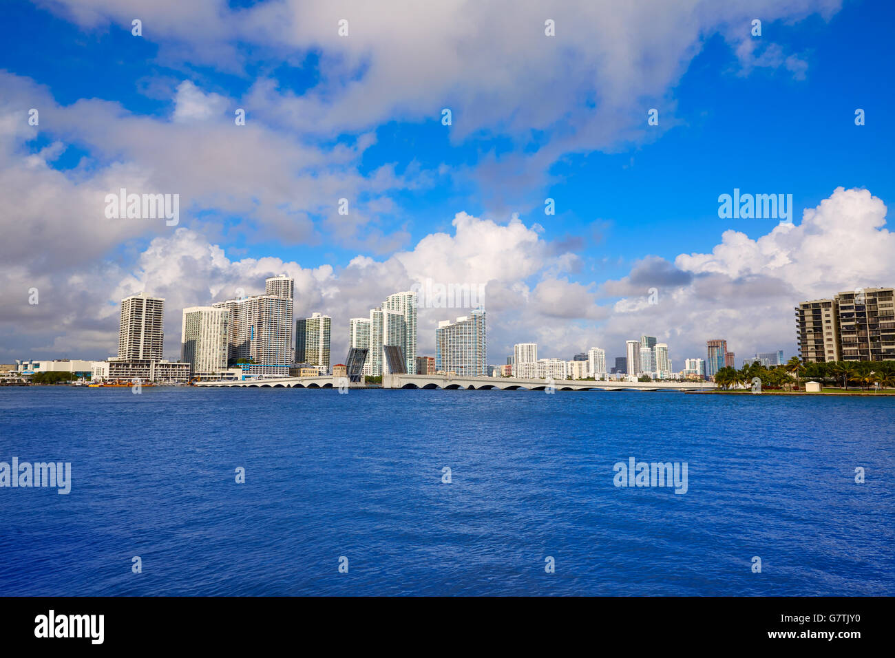 Le centre-ville de Miami en Floride USA journée ensoleillée Banque D'Images