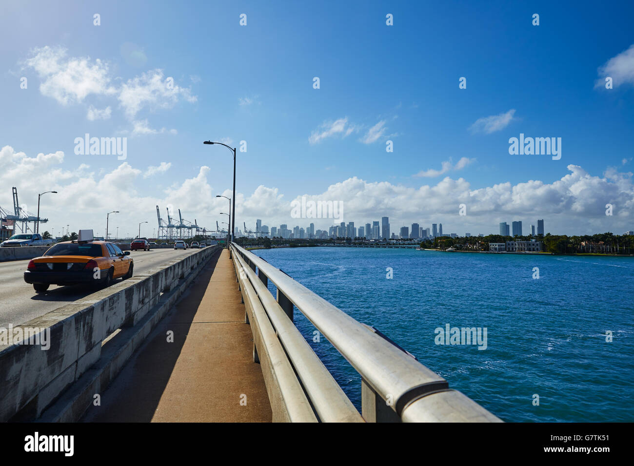 Miami Beach de MacArthur Causeway en Floride USA Banque D'Images