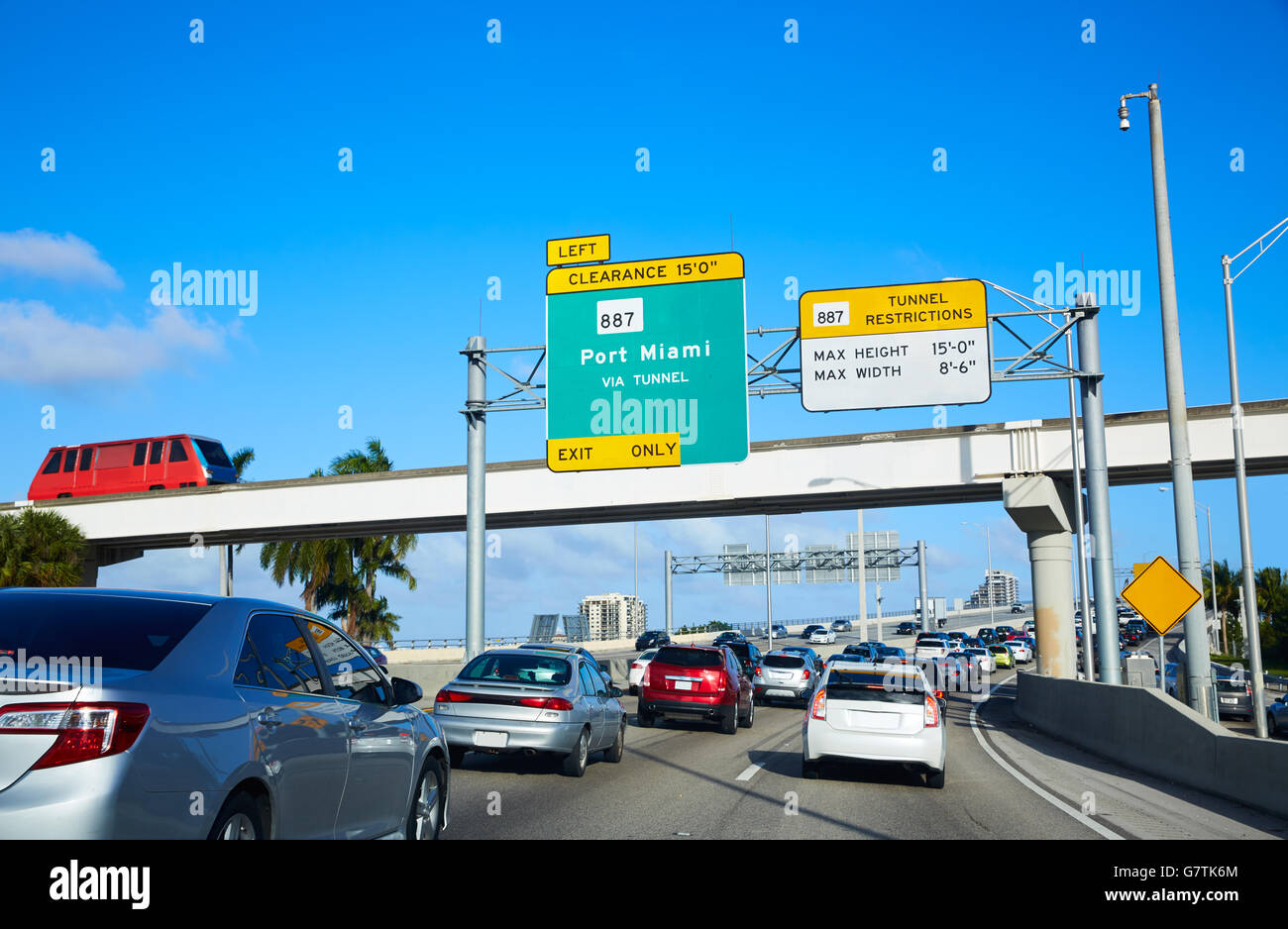 Centre-ville de Miami pour conduite à Miami Beach en Floride USA Banque D'Images