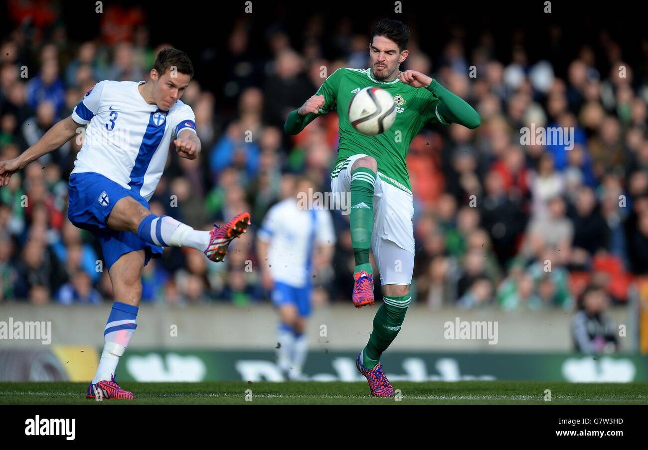 Football - UEFA Euro 2016 - Qualifications - Groupe F - L'Irlande du Nord / Finlande - Windsor Park Banque D'Images