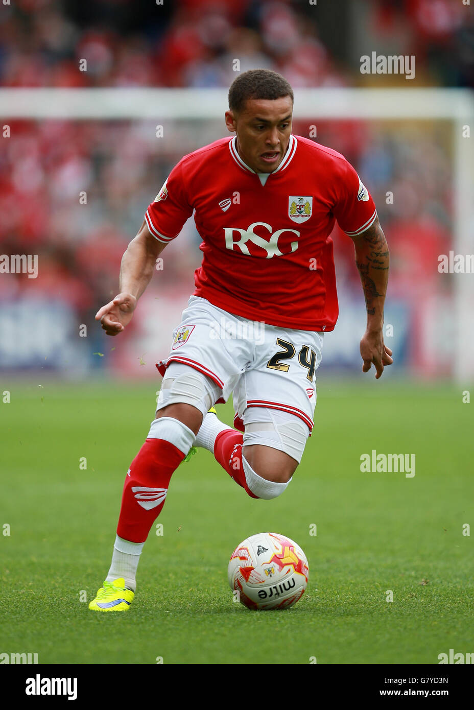 James Tavernier de Bristol City pendant le match de la Sky Bet League One à Ashton Gate, Bristol. Banque D'Images