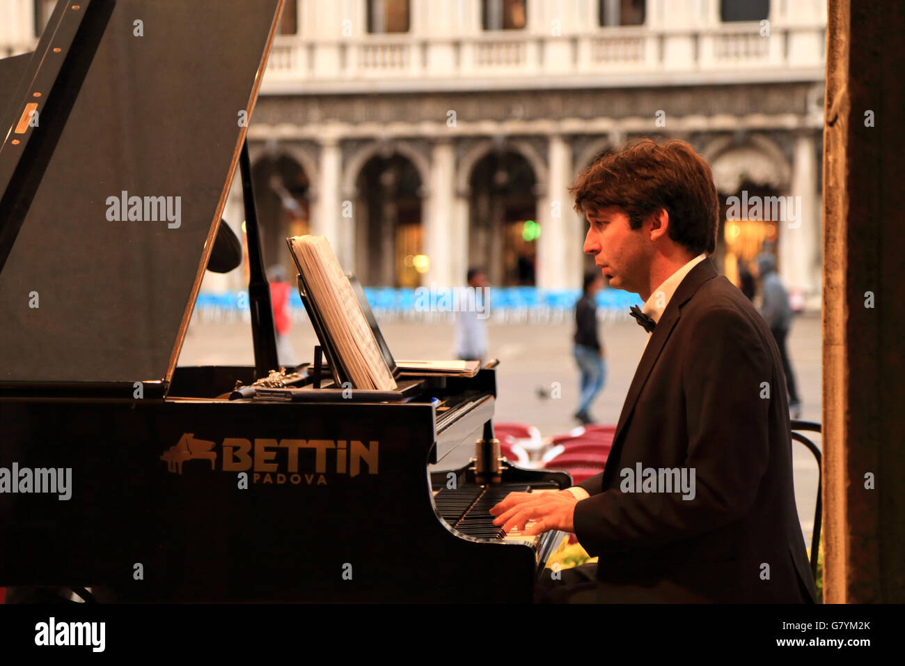 Orchestre de Gran Caffè Quadri. Piazza San Marco / St Mark's Square / Markusplatz, Venise. Banque D'Images
