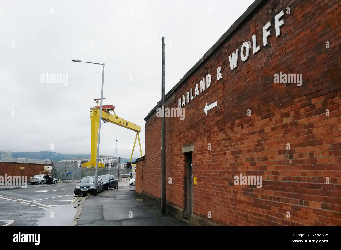 L'entrée des chantiers navals Harland et Wolff à Belfast où une infection bactérienne peut causer des maladies potentiellement mortelles a éclaté. Banque D'Images