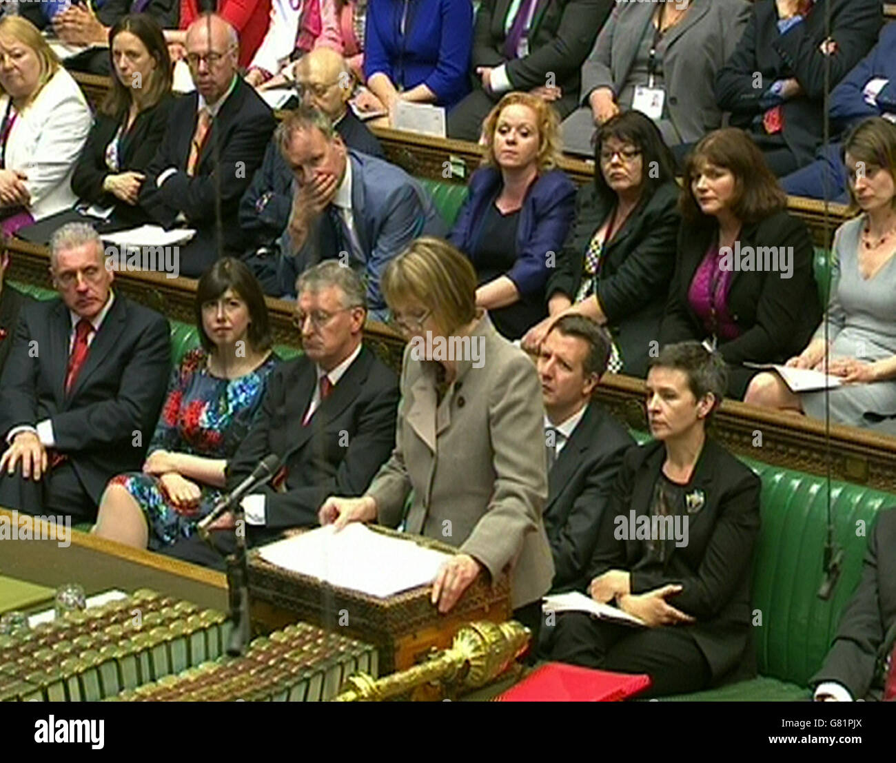 Le leader par intérim du Parti travailliste Harriet Harman rend hommage à l'ancien leader libéral démocrate Charles Kennedy lors d'une session spéciale de la Chambre des communes à la suite de sa mort soudaine lundi. Banque D'Images