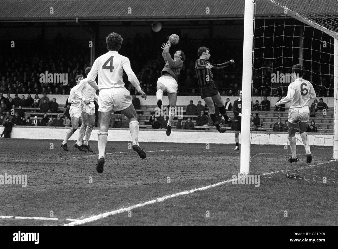 TONY WITTER MILLWALL FC 24 January 1996 Stock Photo - Alamy