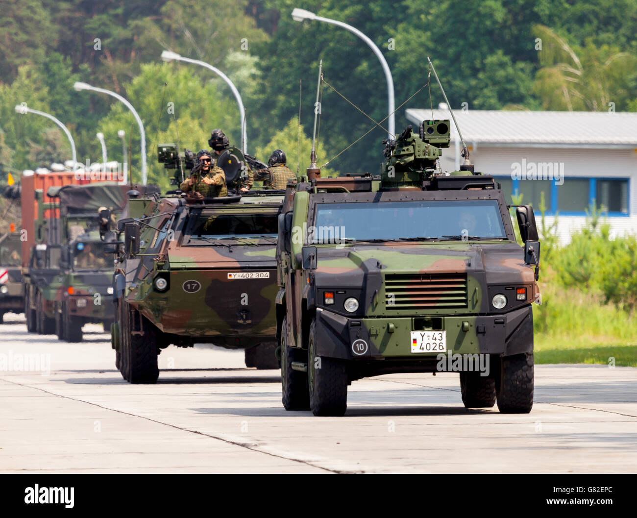 BURG / ALLEMAGNE - 25 juin 2016 : convoi de l'armée militaire allemand, disques durs sur journée portes ouvertes à Burg / Allemagne caserne au 25 juin 2016 Banque D'Images