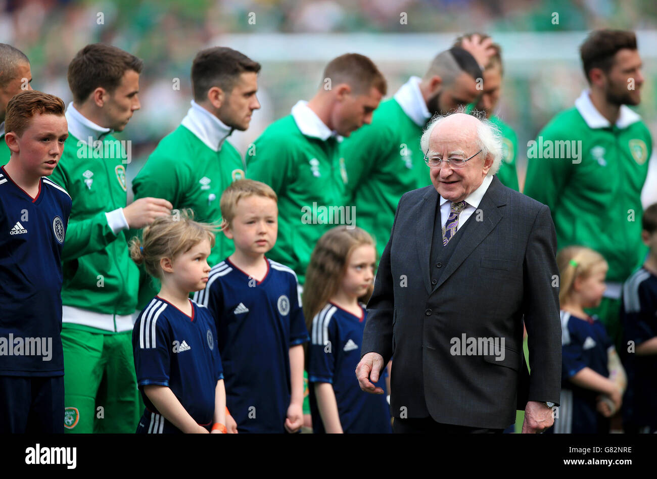 Michael D. Higgins, président de l'Irlande, lors du match de qualification du Championnat d'Europe de l'UEFA au stade Aviva, à Dublin. Banque D'Images