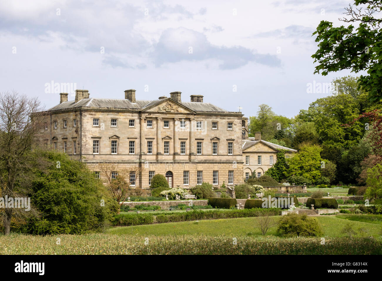 18e siècle Howick Hall (1782), Jardins et Arboretum est ancestrale demeure des comtes de Northumberland Alnwick près de Gris England UK Banque D'Images