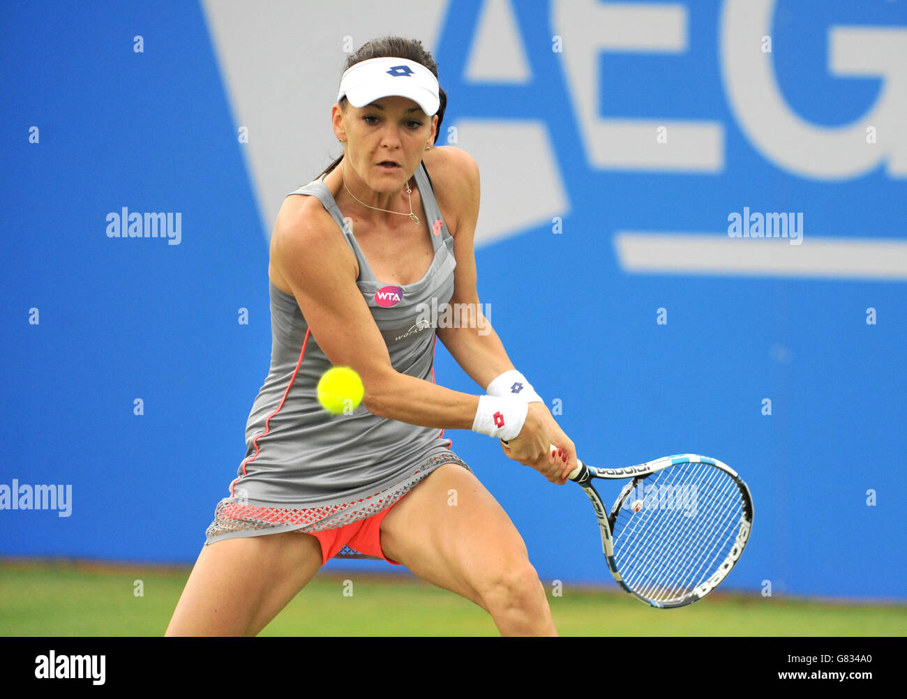 Agnieszka Radwanska pendant son match contre Monica Niculescu pendant la journée Sept des 2015 Aegon Open Nottingham Banque D'Images