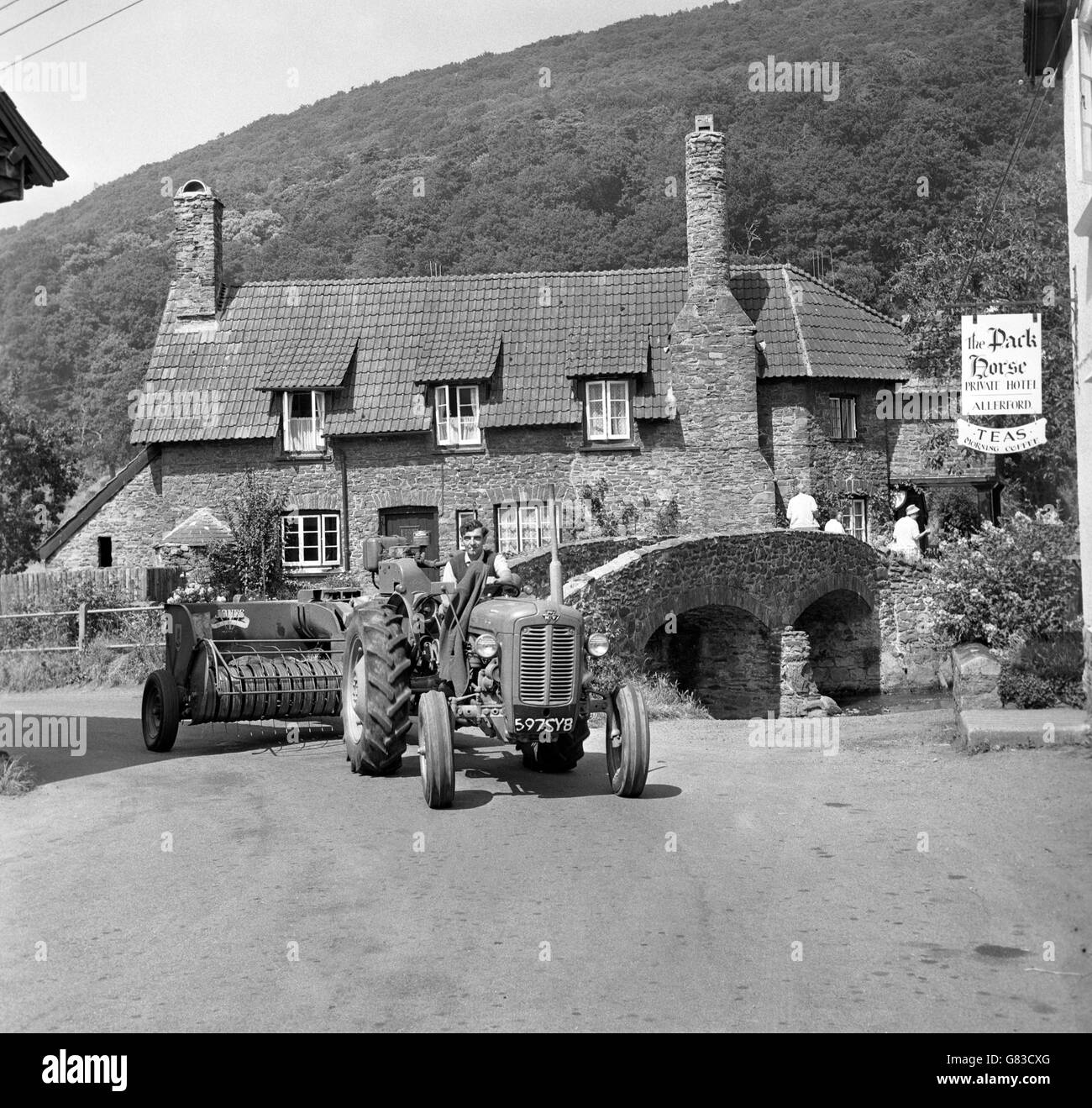 Bâtiments et points de repère - Allerford, Somerset Banque D'Images Bâtiments et points de repère - Allerford, Somerset Banque D'Images