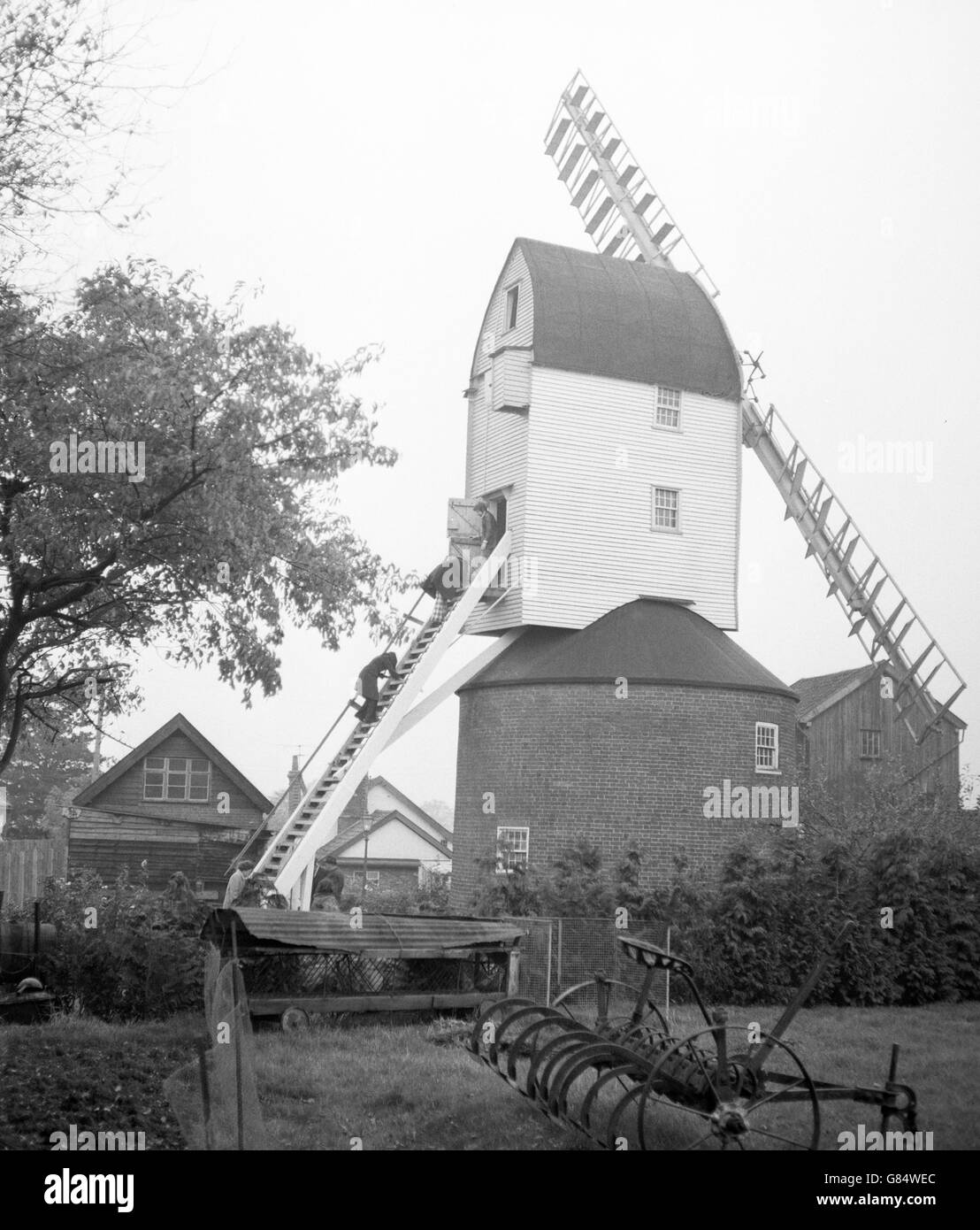 Un moulin à vent du XVIIIe siècle à Stowmarket, Suffolk, qui est en cours de restauration. Banque D'Images