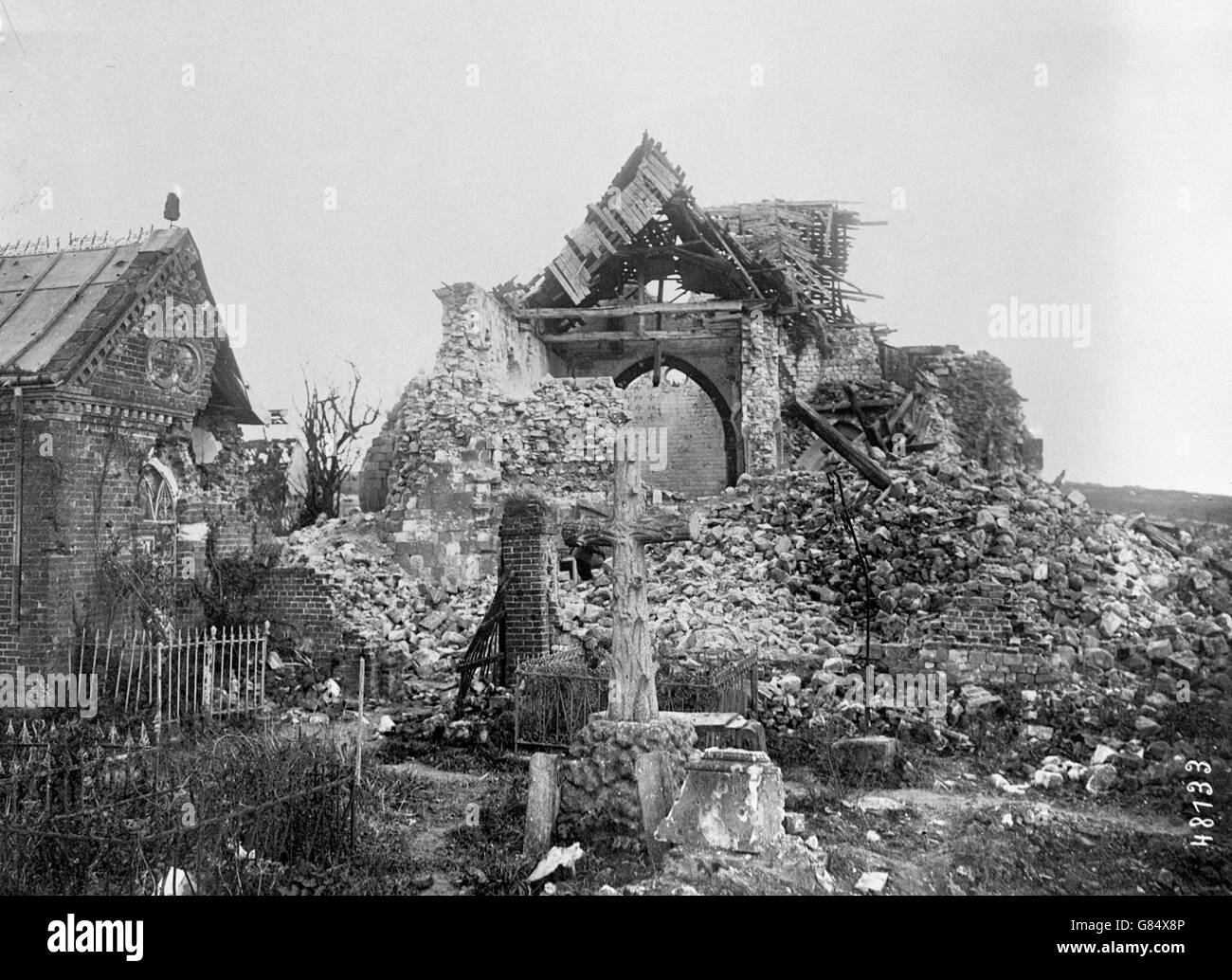 Les vestiges de l'église dans le village de Curlu Après avoir été repris par les troupes françaises Banque D'Images