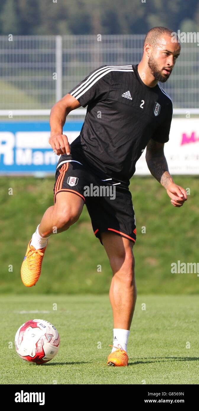 Football - pré saison amicale - Hertha BSC v Fulham - Athletic Arena Schladming.Fulham's Jazz Richards Banque D'Images