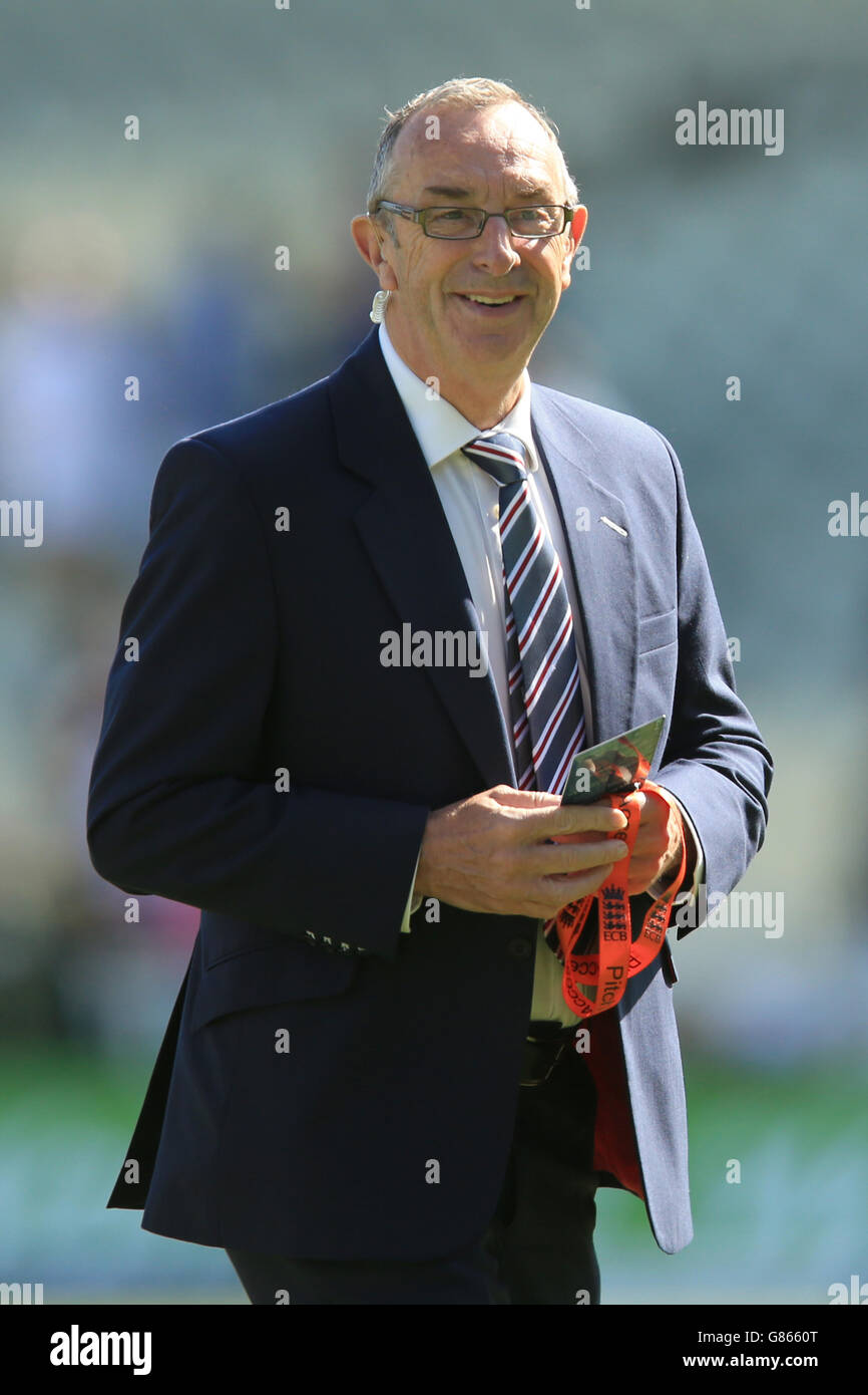 Cricket - troisième test Investec Ashes - Angleterre v Australie - troisième jour - Edgbaston. David Lloyd avant le début des jours de jeu Banque D'Images