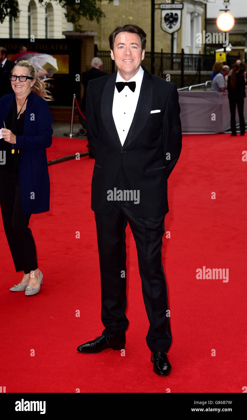 Jonathan Ross participant à une soirée hommage à la BAFTA pour l'abbaye de Downton tenue au Richmond Theatre, Londres. APPUYEZ SUR ASSOCIATION photo. Date de la photo: Mardi 11 août 2015. Le crédit photo devrait se lire comme suit : Ian West/PA Wire Banque D'Images