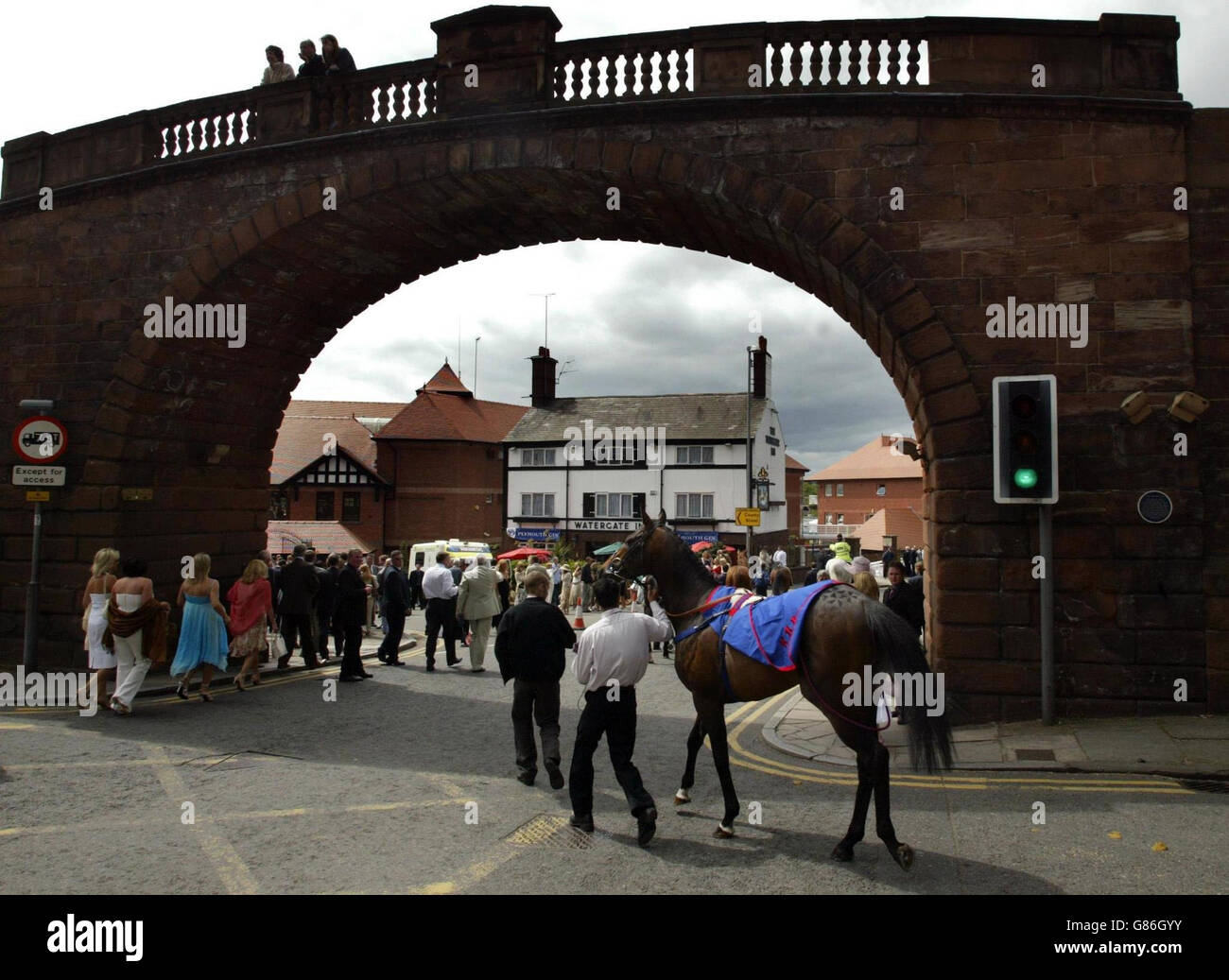 Les courses de chevaux - Fête de Mai - Ville Jour - hippodrome de Chester Banque D'Images