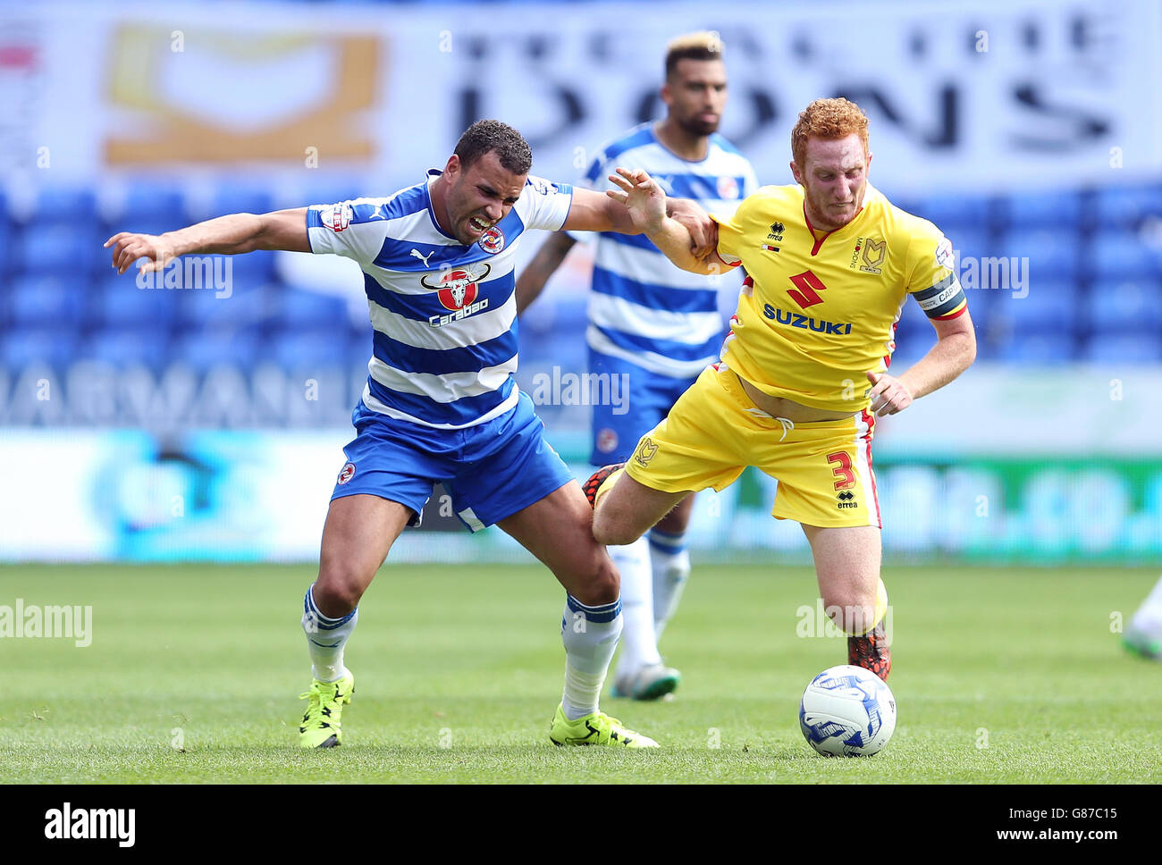 Sky Bet Championship Soccer - - Lecture v Milton Keynes Dons - Madejski Stadium Banque D'Images