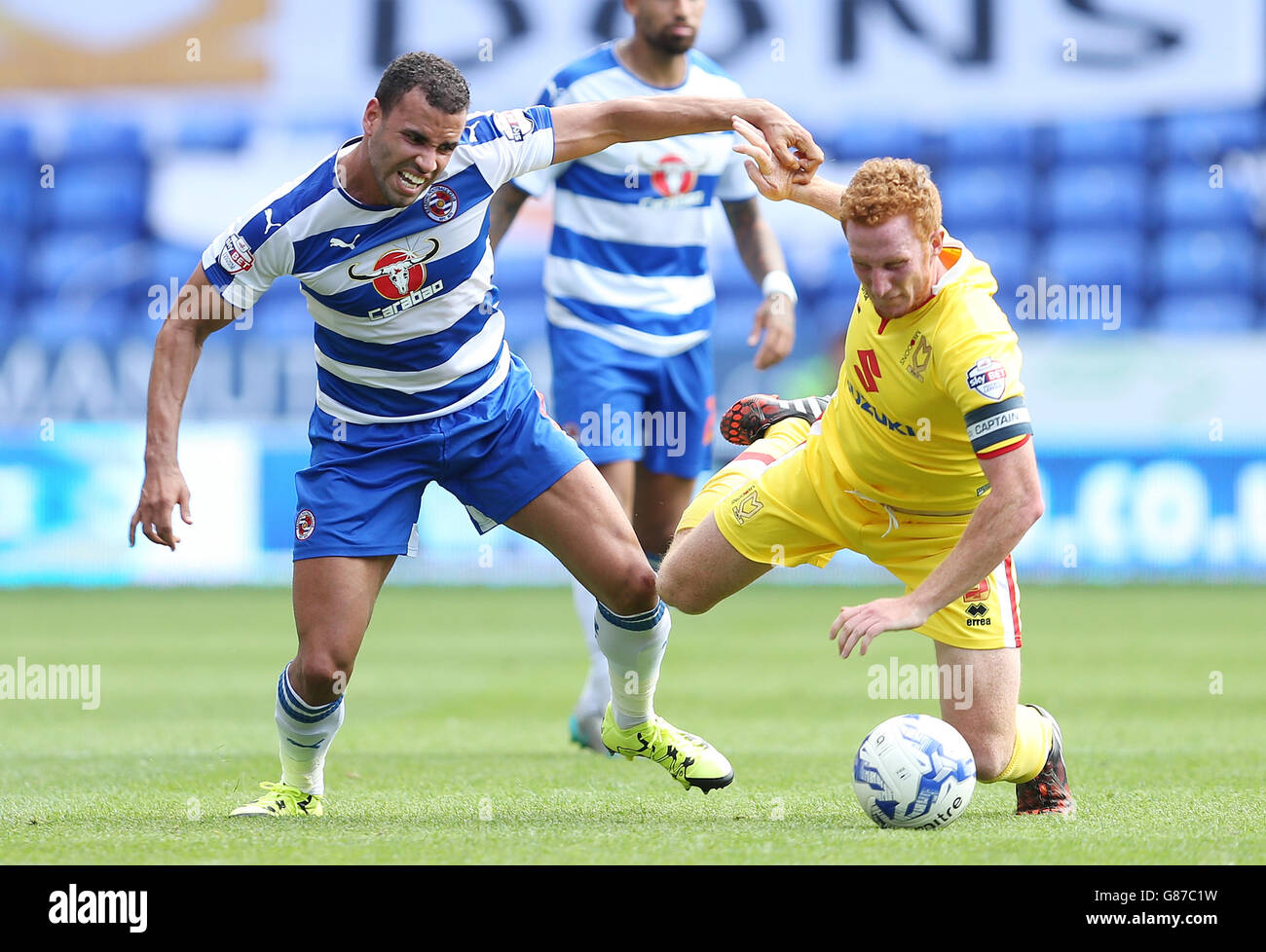 Sky Bet Championship Soccer - - Lecture v Milton Keynes Dons - Madejski Stadium Banque D'Images